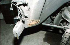 Mercedes Benz W111 Cabriolet bumper mount rust