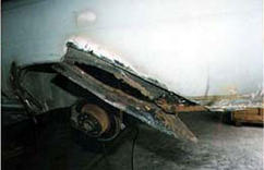 W111 Cabriolet rust on rear fender near wheelbase area